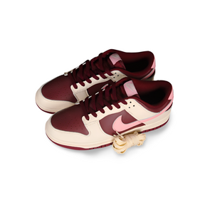 Dunk Low Valentine's Day - Sneakers Club