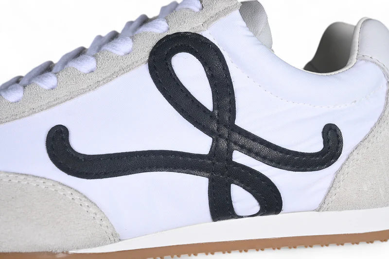 LOEWE Ballet Runner 2.0 White/Black - Sneakers Club