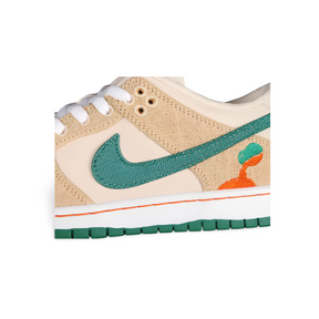 Dunk SB Low "Jarritos" - Sneakers Club
