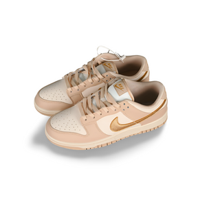 Dunk Low Gold Swoosh - Sneakers Club