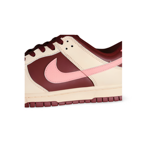 Dunk Low Valentine's Day - Sneakers Club