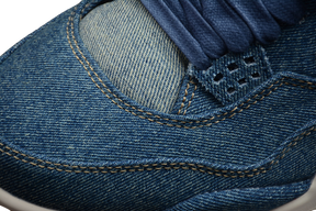 Air Jordan 4 x Levi's - Sneakers Club