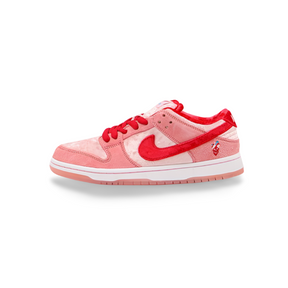 Dunk SB Low Strangelove - Sneakers Club