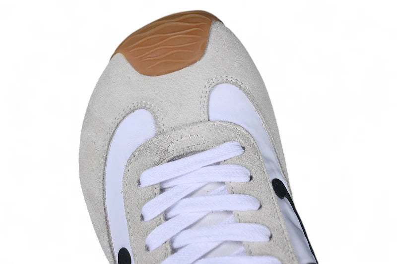 LOEWE Ballet Runner 2.0 White/Black - Sneakers Club