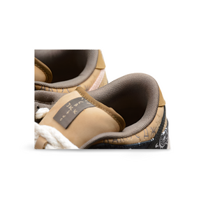 Travis Scott x Nike Dunk Low "Cactus Jack" - Sneakers Club