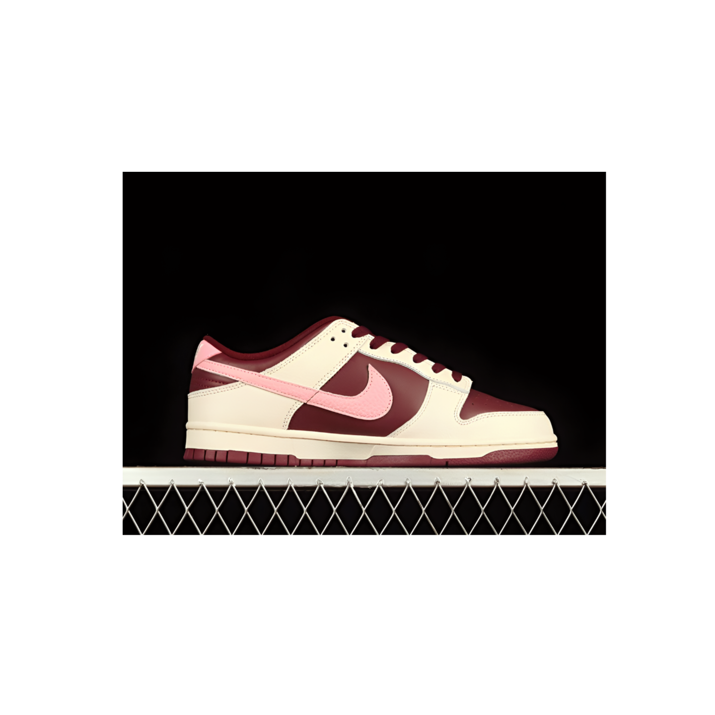 Dunk Low Valentine's Day - Sneakers Club
