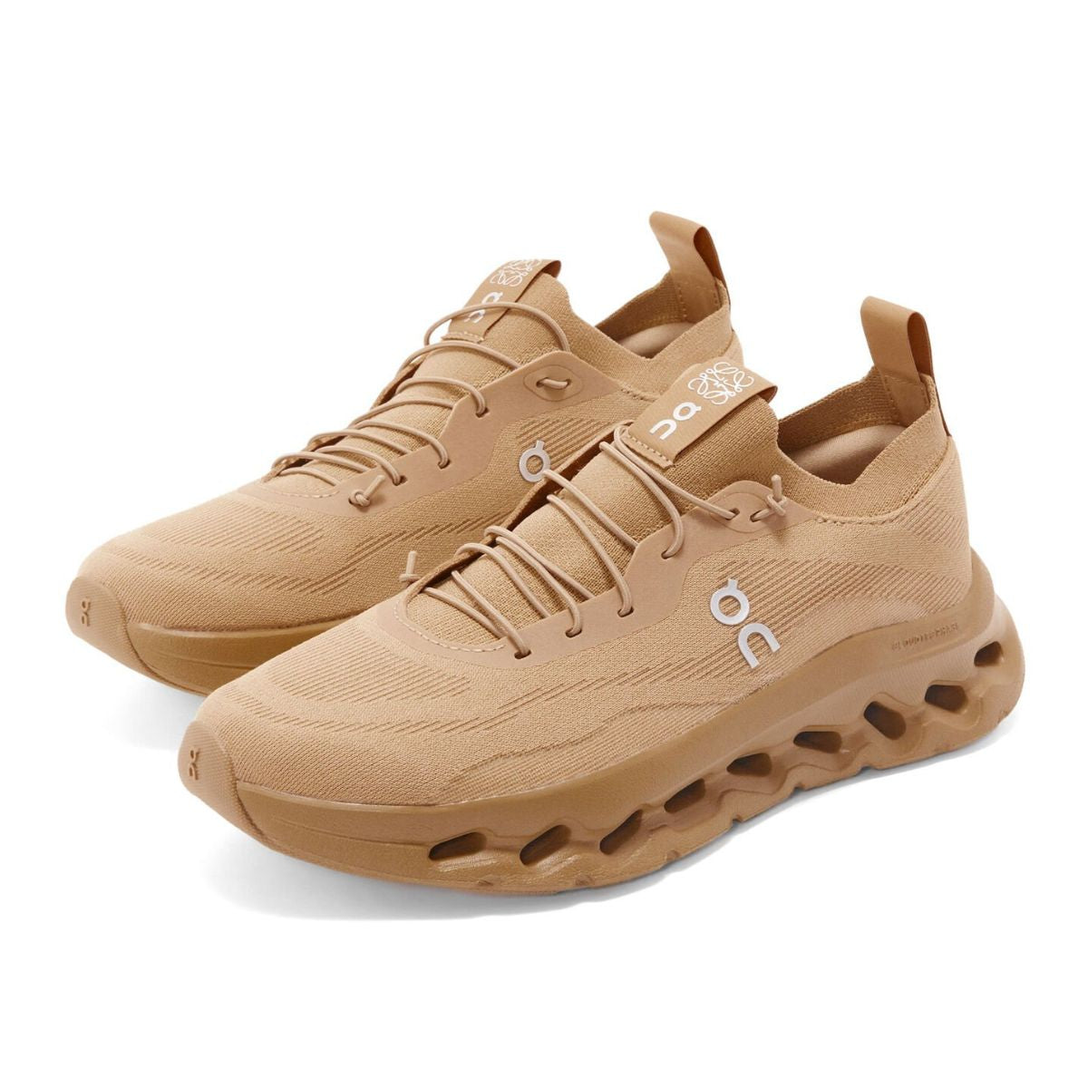 On x LOEWE Cloudtilt 'Dark Sand' - Sneakers Club