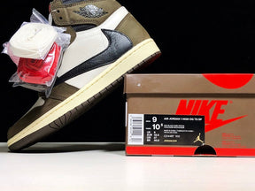 Travis Scott x Air Jordan 1 High - Sneakers Club