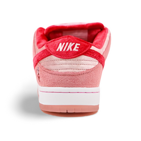 Dunk SB Low Strangelove - Sneakers Club