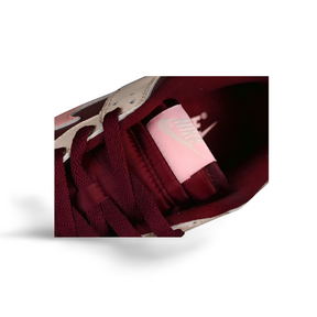 Dunk Low Valentine's Day - Sneakers Club