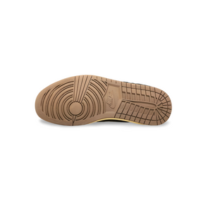 Travis Scott x Air Jordan 1 Low "Mocha" - Sneakers Club